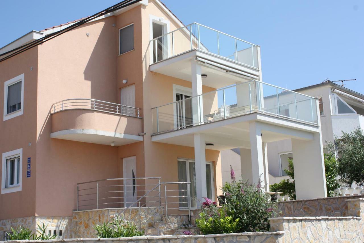 Villa Tea Ražanj Eksteriør bilde